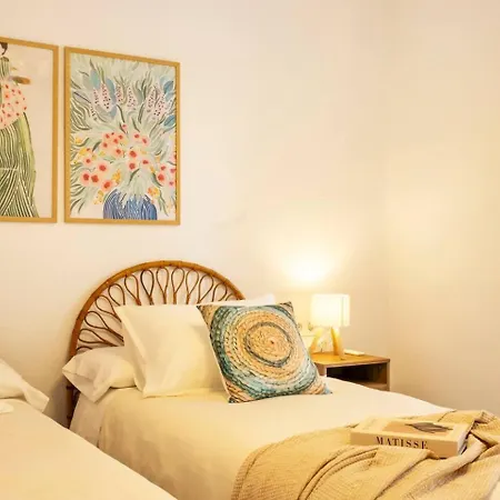 Pink Ocean - Winter By The Appartement