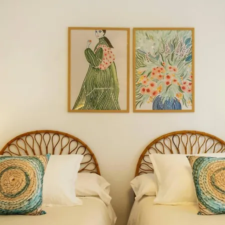 Pink Ocean - Winter By The Appartement